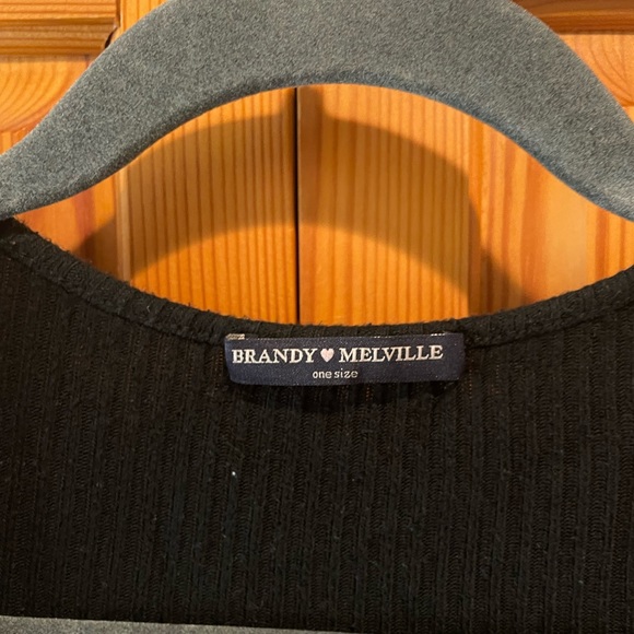 Brandy Melville Ribbed Longsleeve - Picture 2 of 3